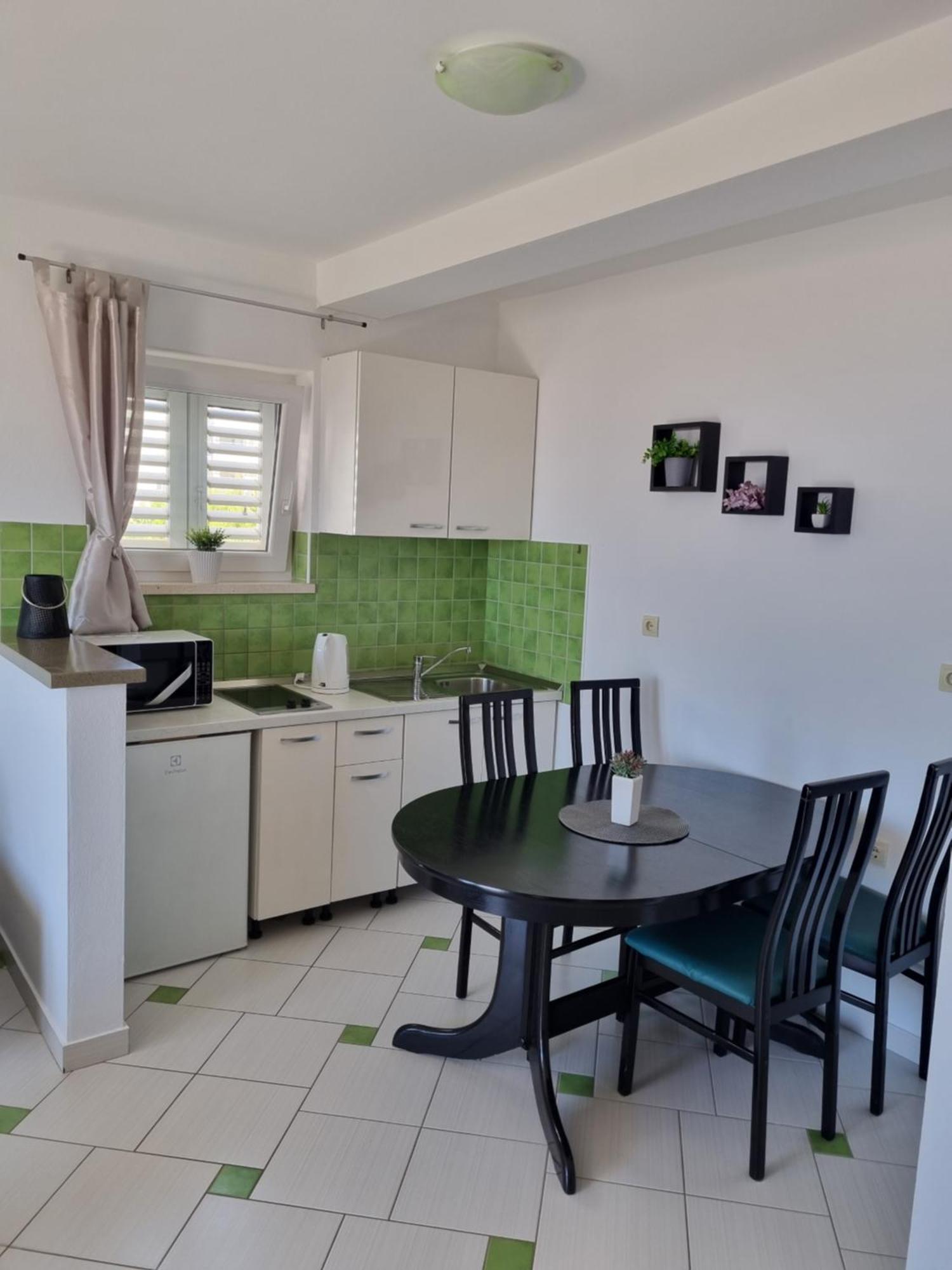 Apartments Tomas Makarska Extérieur photo