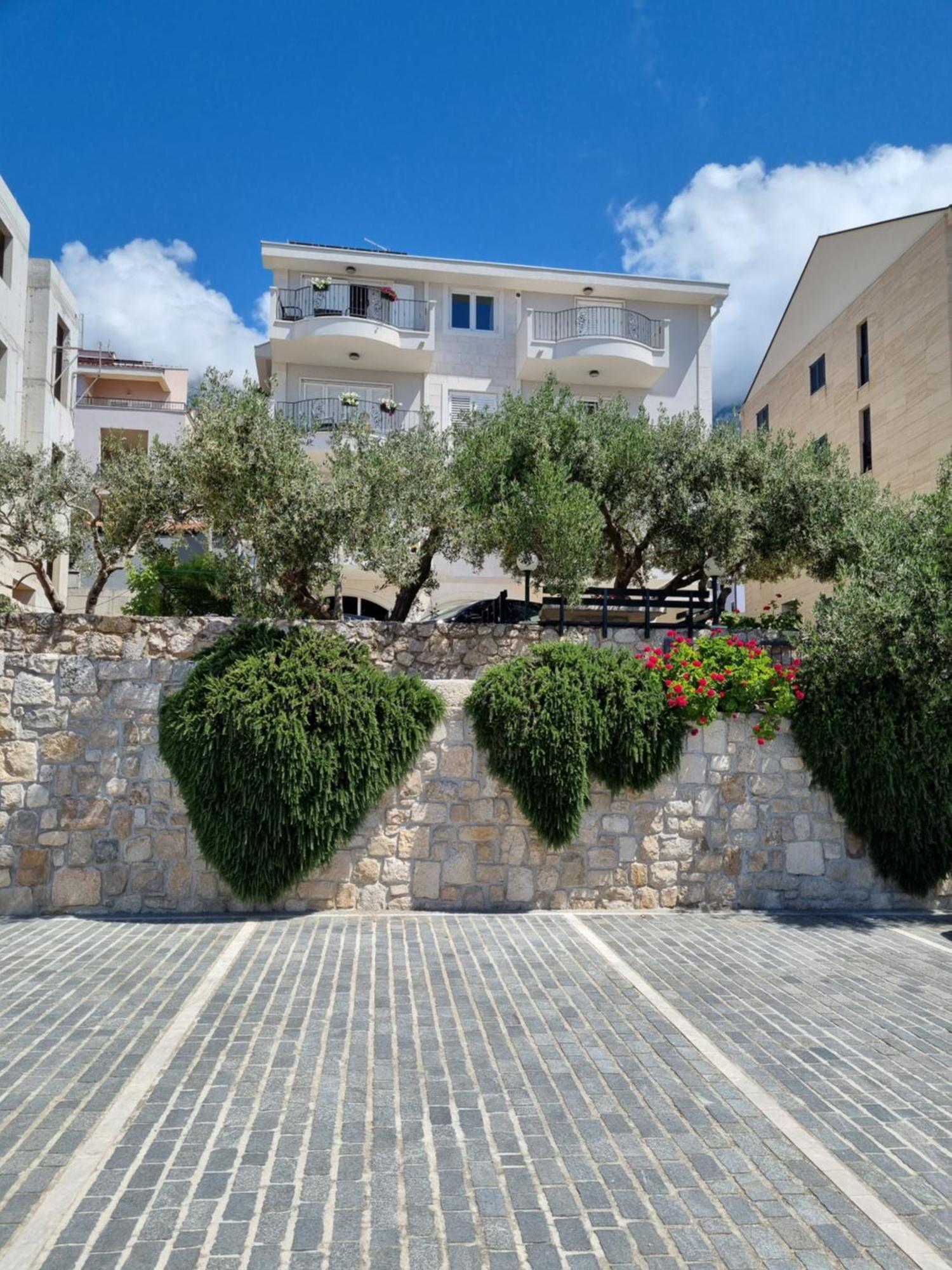 Apartments Tomas Makarska Extérieur photo